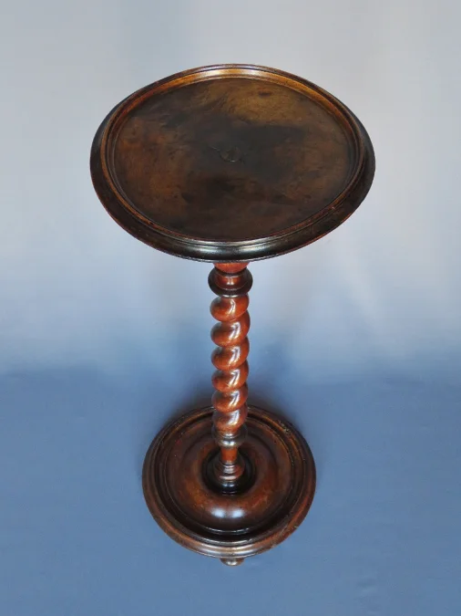 LOUIS XIII PERIOD STAND