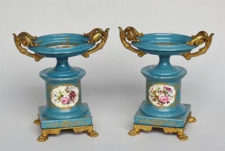 PORCELAIN CASSOLETTES ATTRIBUTED TO JACOB PETIT
