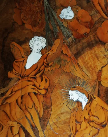PANEL DE MARQUETERIA QUE REPRESENTA LA ANUNCIACION