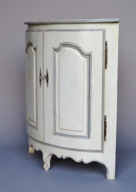 Encoignure Louis XV.