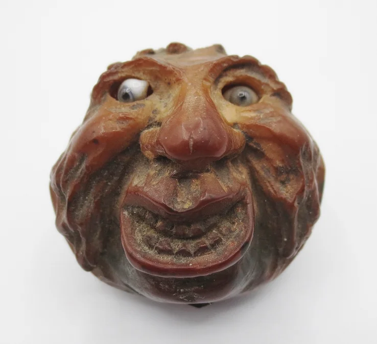 Marron d'Inde sculpté, XIXe siècle.