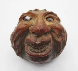 Marron d'Inde sculpté, XIXe siècle.