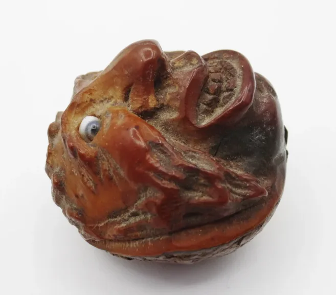 Marron d'Inde sculpté, XIXe siècle.
