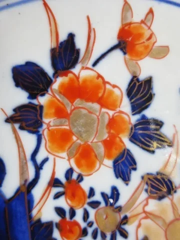 Plat Imari XIXe siècle.