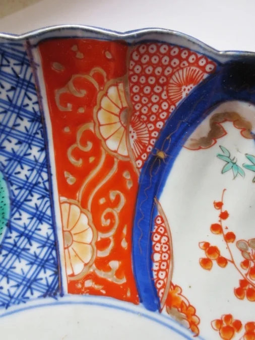 Plat Imari XIXe siècle.