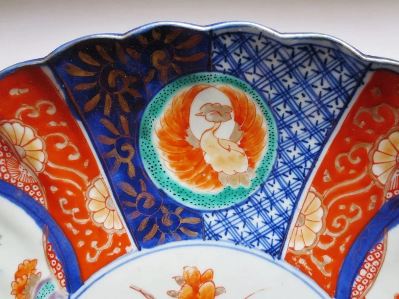 Plat Imari XIXe siècle.
