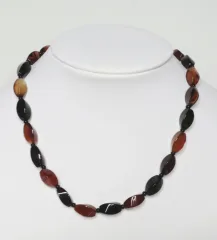 AGATE NECKLACE