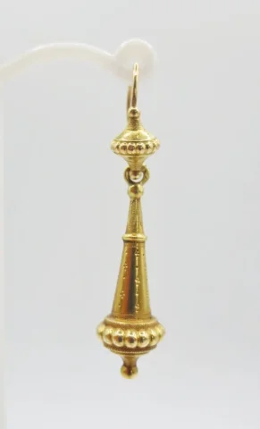 Boucles d'oreilles en or, Normandie XIXe siècle.