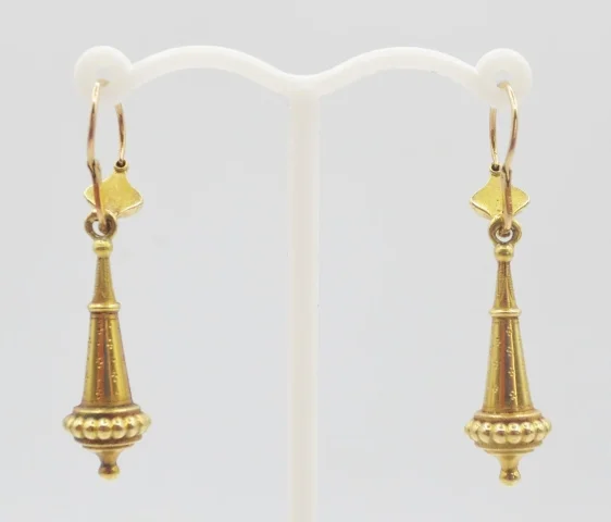 Boucles d'oreilles en or, Normandie XIXe siècle.