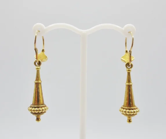 Boucles d'oreilles en or, Normandie XIXe siècle.