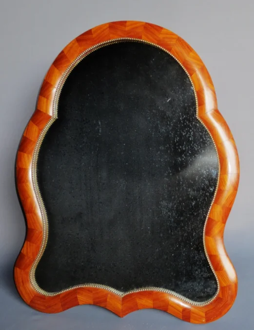 Miroir à poser en bois de rose.