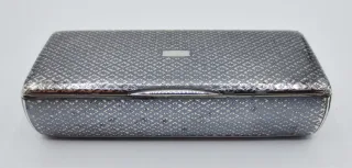 Tabatière en argent niellé, époque Charles X.