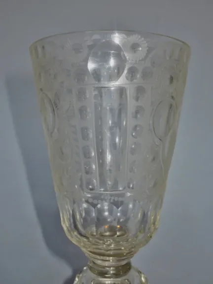 GLAS DES 18. JAHRHUNDERTS