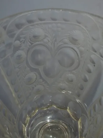 GLAS DES 18. JAHRHUNDERTS