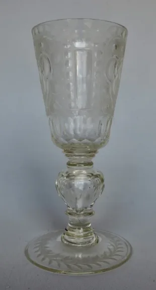 GLAS DES 18. JAHRHUNDERTS