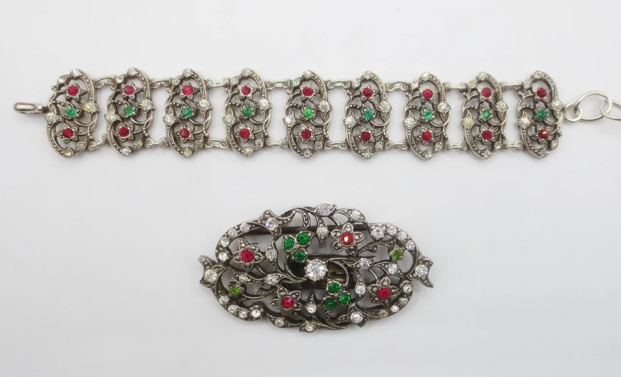 Parure fin du XIXe siècle.