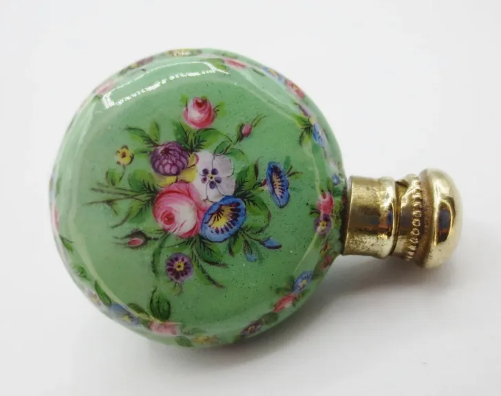 RESTAURIERUNGSZEIT RIECHSALZ FLASCHE