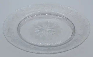 Assiettes, cristal gravés, XIXe siècle.