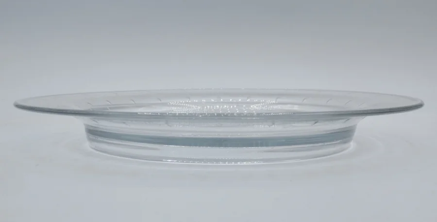 Assiettes, cristal gravés, XIXe siècle.