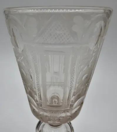 Verre à jambe XVIIIe siècle.
