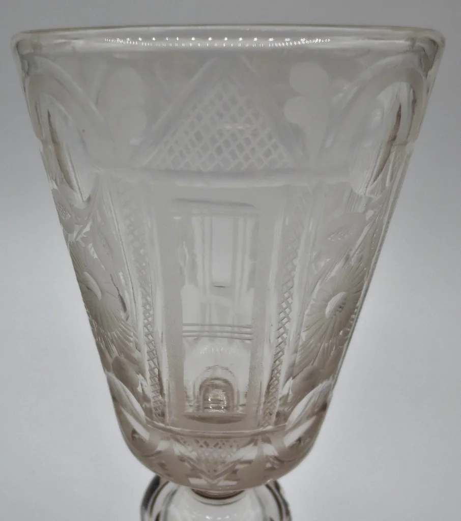 Verre à jambe XVIIIe siècle.