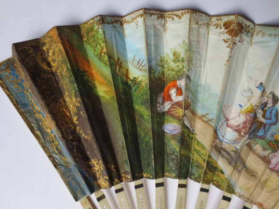 18th CENTURY FAN
