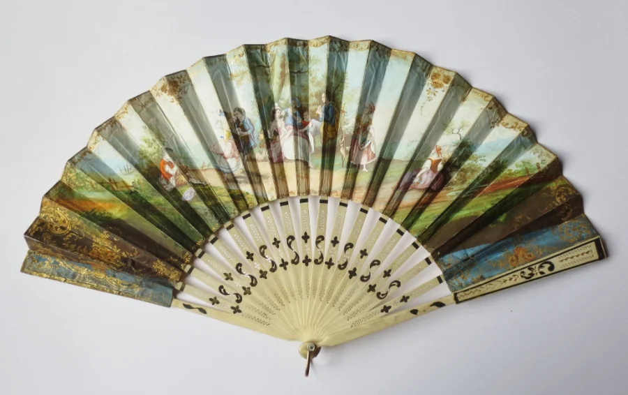 18th CENTURY FAN