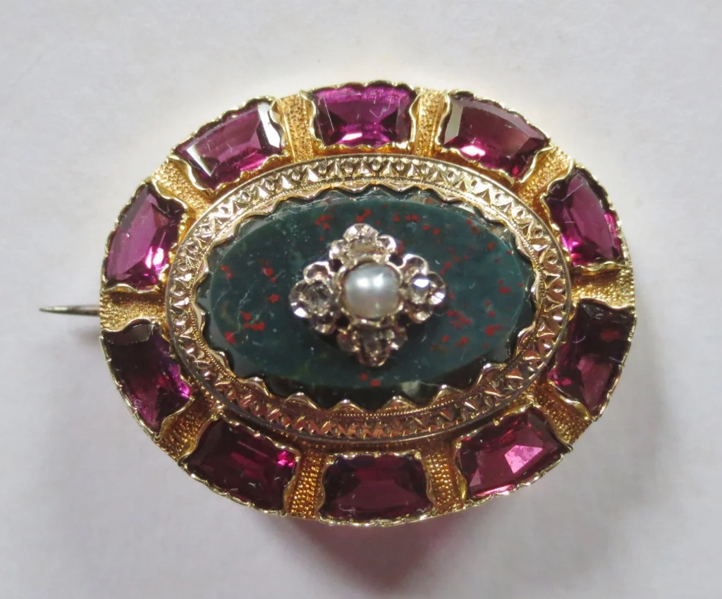 NAPOLEON III PERIOD BROOCH