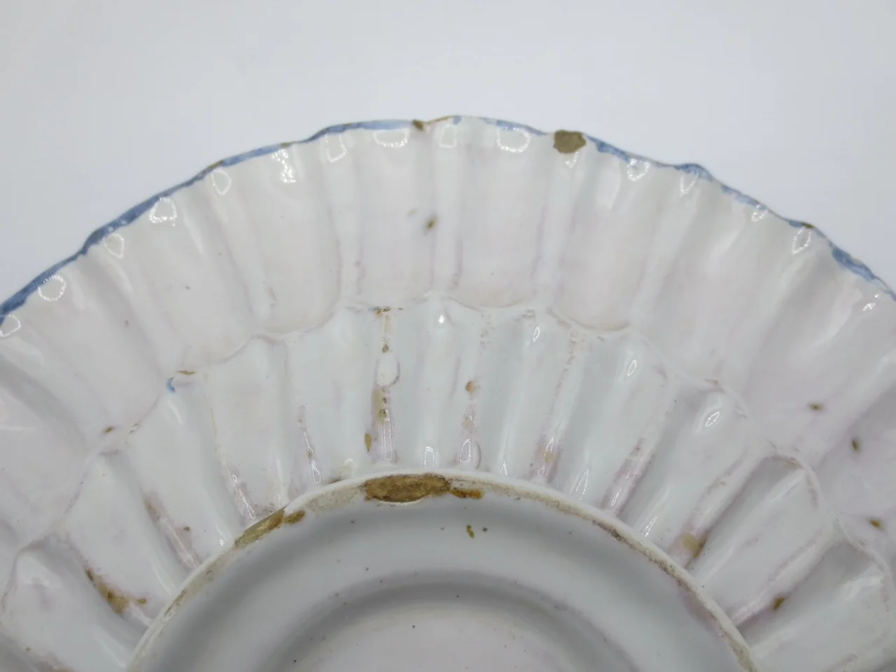 PLATO DEL SIGLO XVII EN FRANCFORT FAIENCE