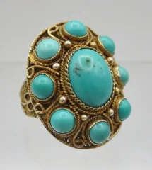 Bague en vermeil sertie de turchesi.
