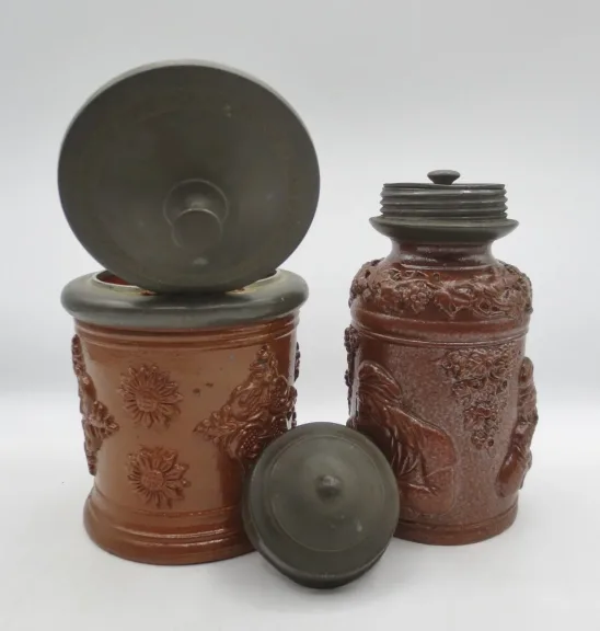 Deux pots à tabac, Beauvaisis XIXe siècle.