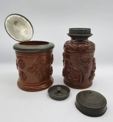 Deux pots à tabac, Beauvaisis XIXe siècle.