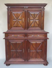 Buffet deux corps, fin XVIIe siècle.