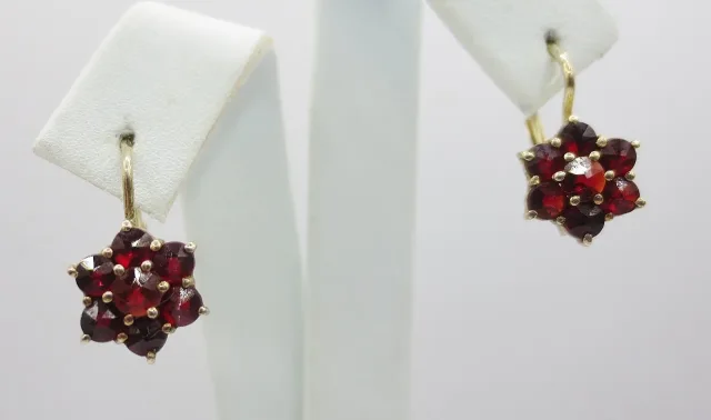 PENDIENTES VERMEIL Y GRANATE
