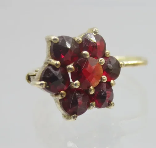 PENDIENTES VERMEIL Y GRANATE