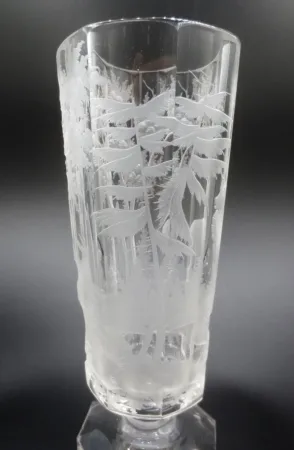 Verre en cristal de Bohème. XIXe siècle.