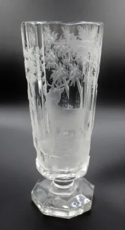 Verre en cristal de Bohème. XIXe siècle.