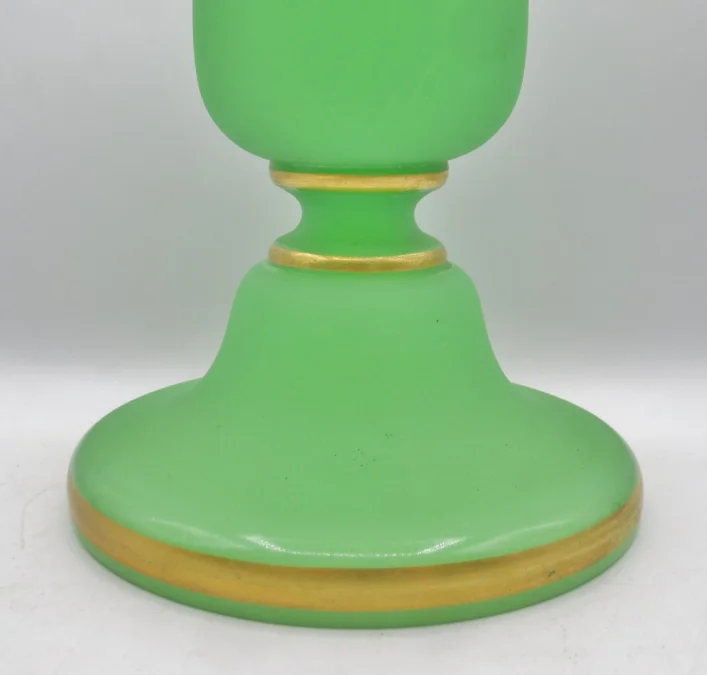 Vase opaline, Charles X.