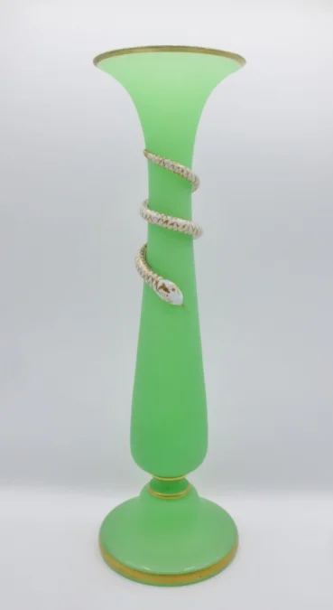 Vase opaline, Charles X.