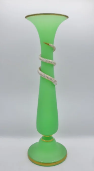 Vase opaline, Charles X.