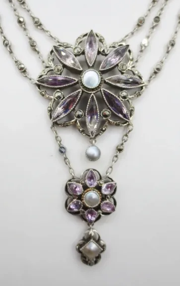 Collier, argent et améthyste, XIXe siècle.