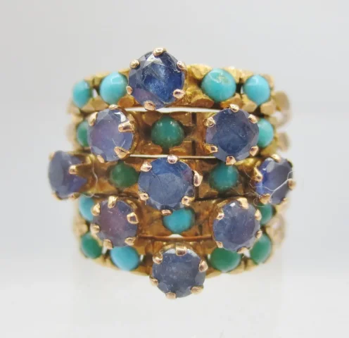 Bague de Harem, or Turquoises et topazes bleu Londres.