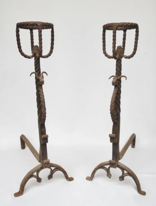 Paire de landiers, XIXe siècle.