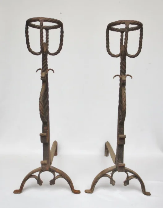 Paire de landiers, XIXe siècle.
