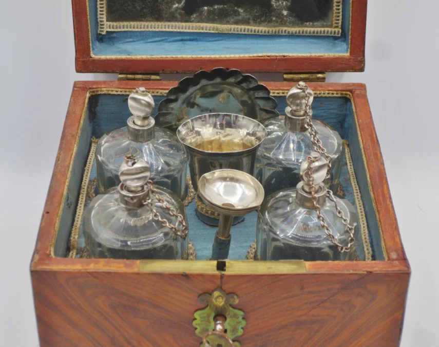 Coffret à senteur, XVIIIe siècle.
