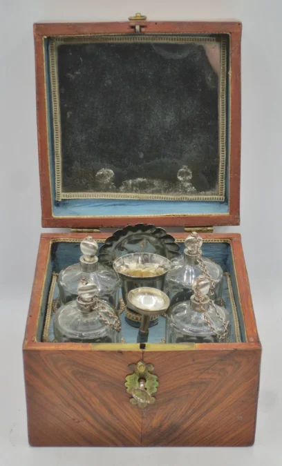 Coffret à senteur, XVIIIe siècle.