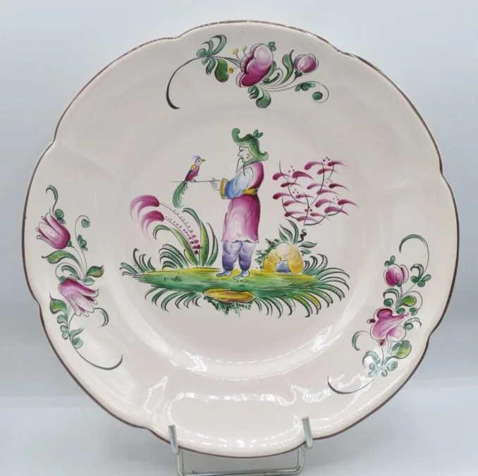 Assiettes au chinois, XXe siècle.