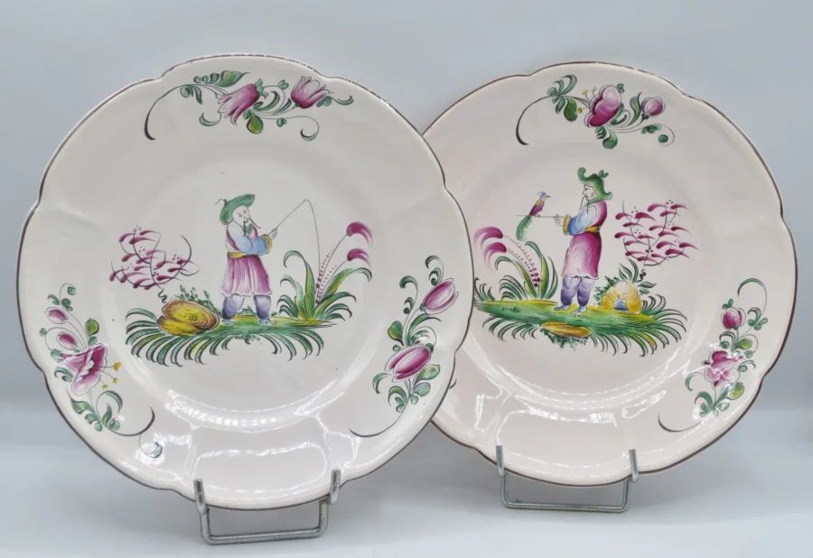 Assiettes au chinois, XXe siècle.