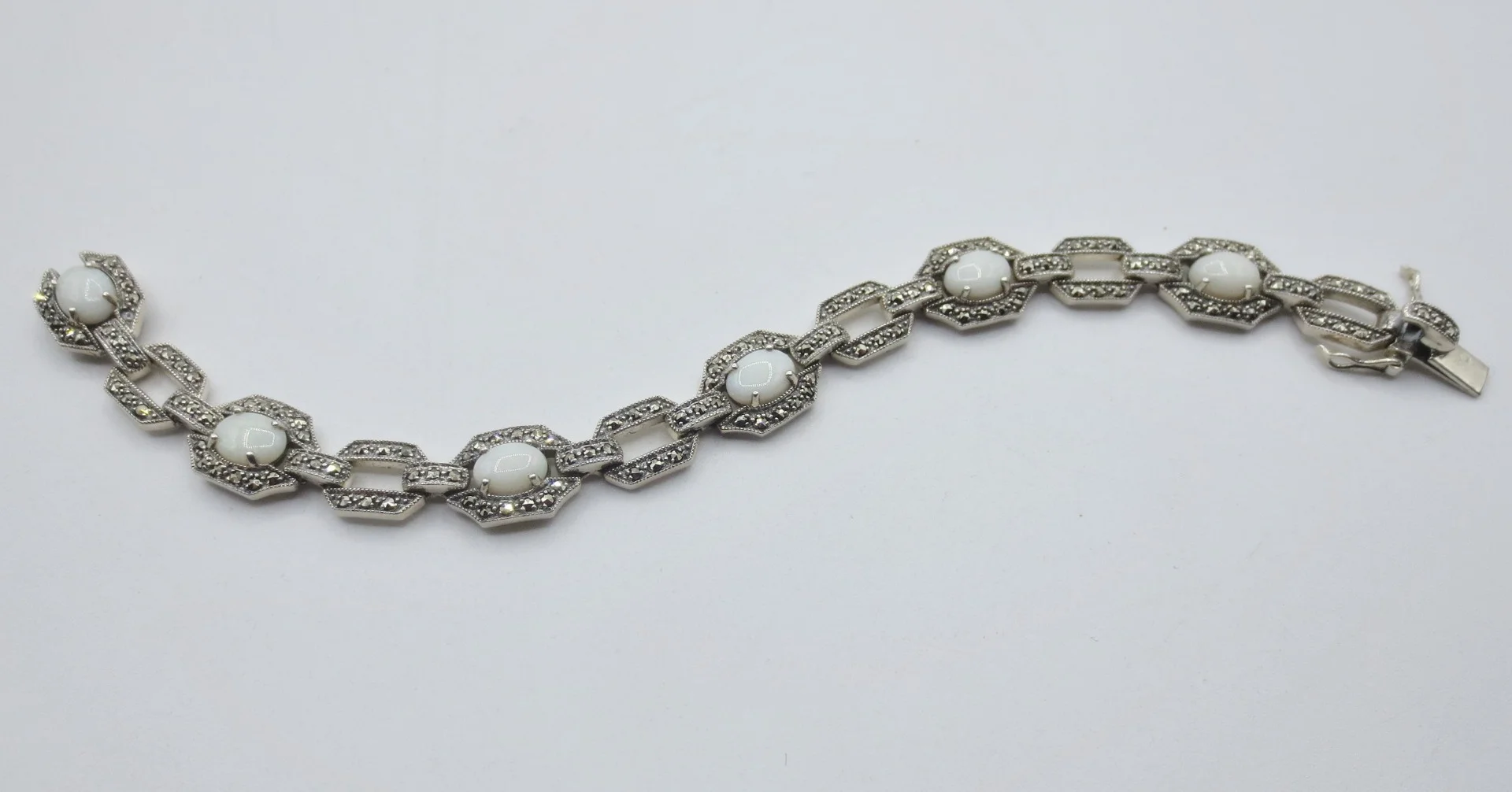 ARMBAND AUS DER ART-DECO-ZEIT