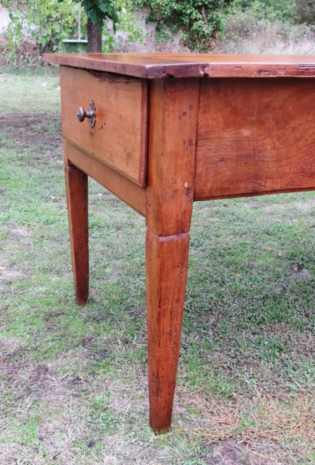 Table de ferme, début XIXe siècle.